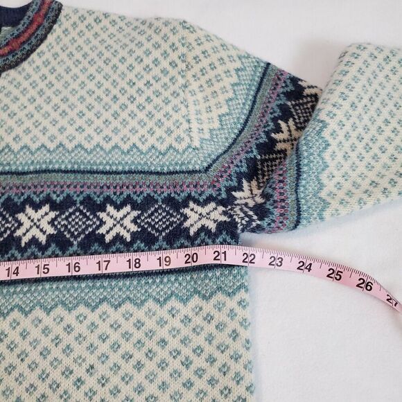 Eagles Eye Wool Sweater Size S Nordic Pewter Clasp Snowflake Fair Isle Blue - Picture 4 of 6